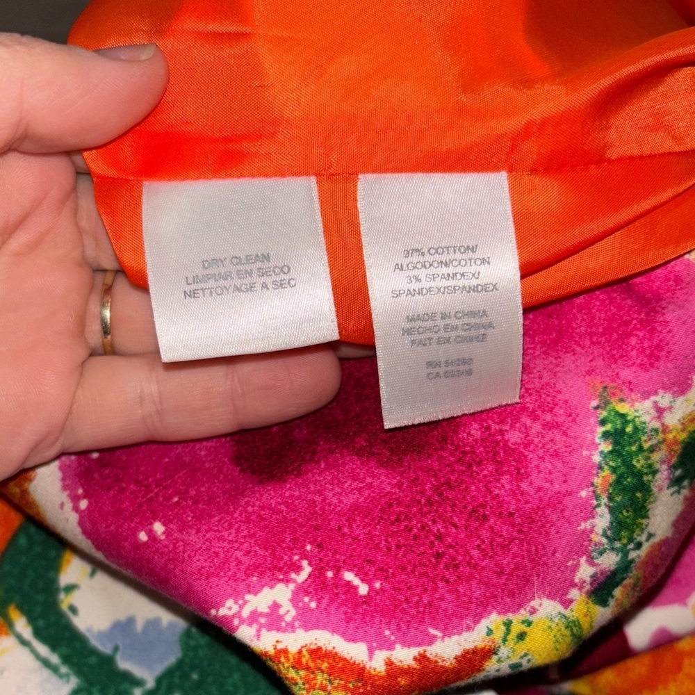 Jones New York Vibrant Floral Dress - Picture 9 of 9